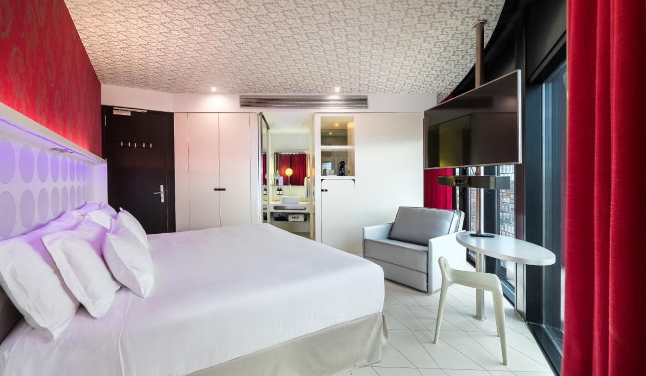 Barcelo Raval 4*